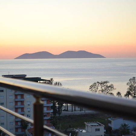 Seaview Gateway 2 Bedrooms Apartment & Garage Vlorë Buitenkant foto