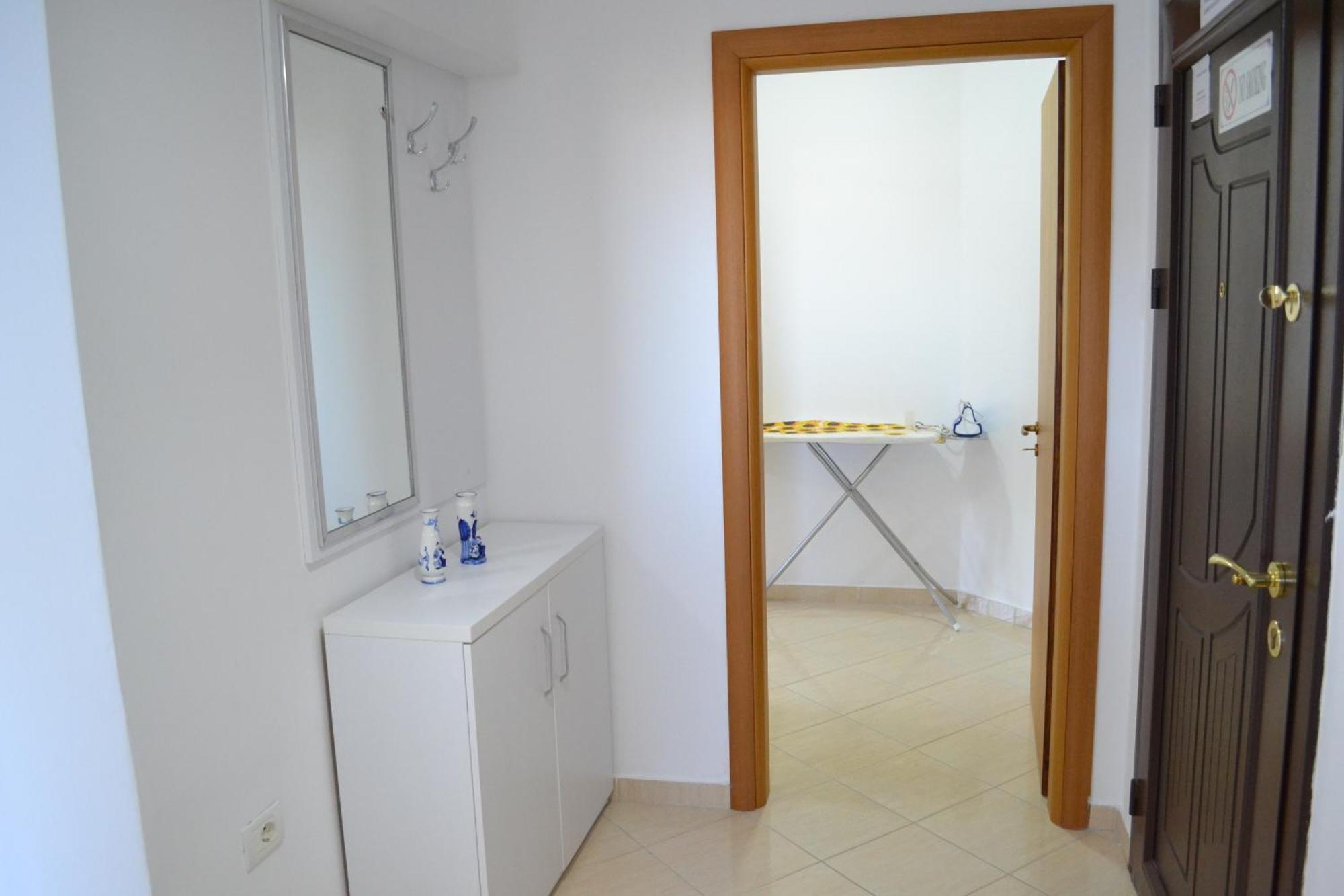 Seaview Gateway 2 Bedrooms Apartment & Garage Vlorë Buitenkant foto