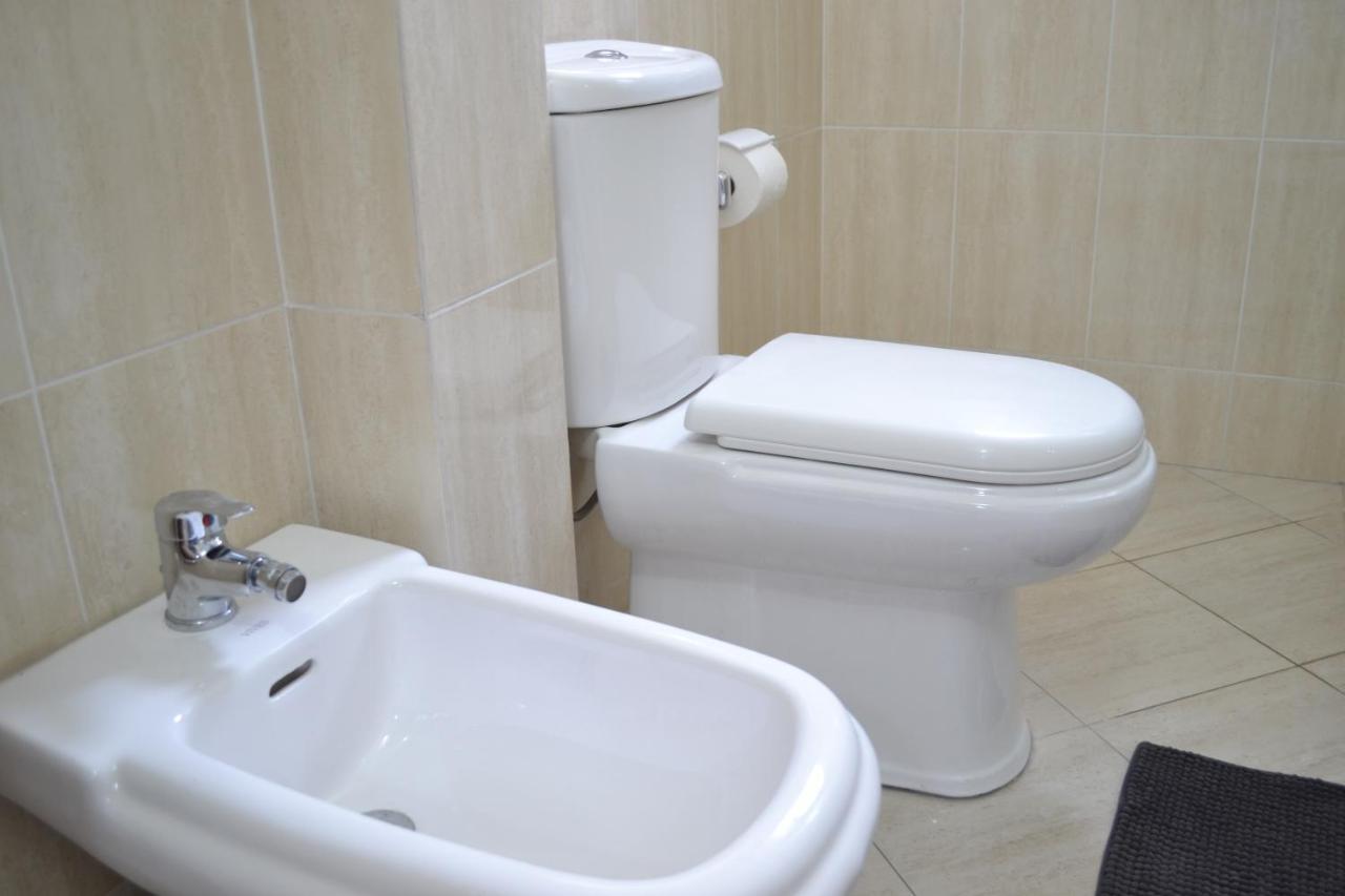 Seaview Gateway 2 Bedrooms Apartment & Garage Vlorë Buitenkant foto